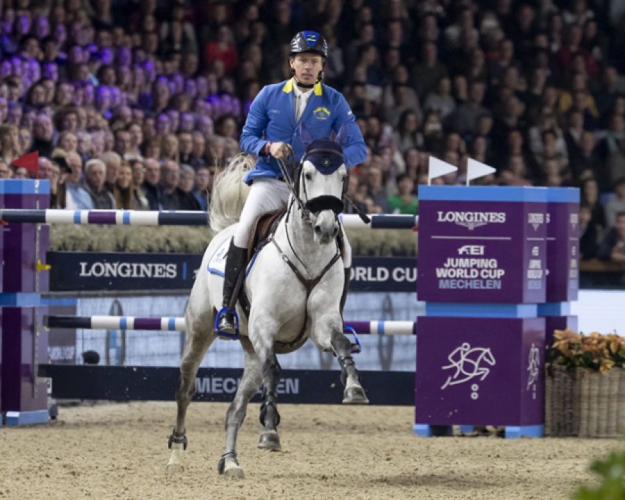 Germany’s Christian Ahlmann and Clintrexo Z clinched a thrilling last-to-go victory at the ninth leg of the Longines FEI Jumping World Cup™ 2018/2019 Western European League at the Nekkerhal Stadium in Mechelen, Belgium today.