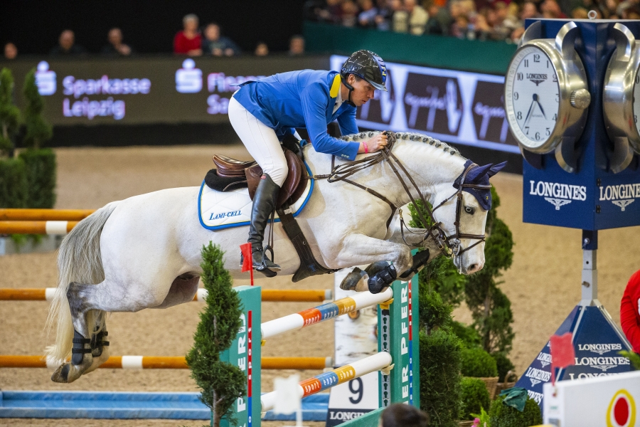 Christian Ahlmann and Caribis Z  win big at the eleventh leg of the Longines FEI Jumping World Cup™ 2018/2019 Western European League in Leipzig (GER) today. © FEI / Leanjo de Koster
