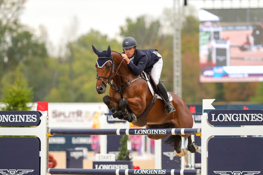 Alex Granato (USA) riding Carlchen W at the Longines FEI Jumping World Cup™ 2019-2020 North American League | Columbus - Johnstown, OH (USA) Photo by © FEI / Josh Winslow